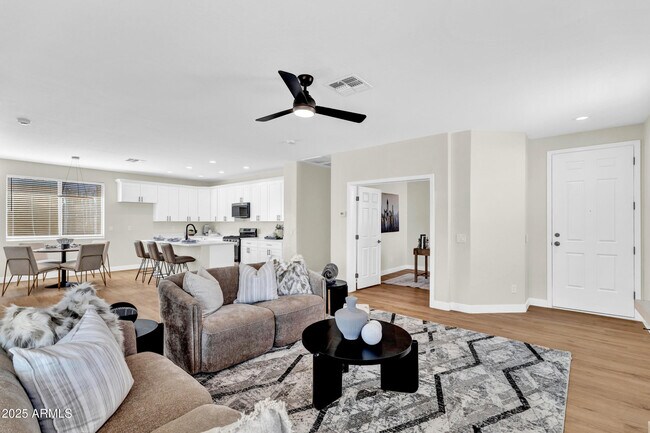 Photo - 20991 E Desert Hills Blvd