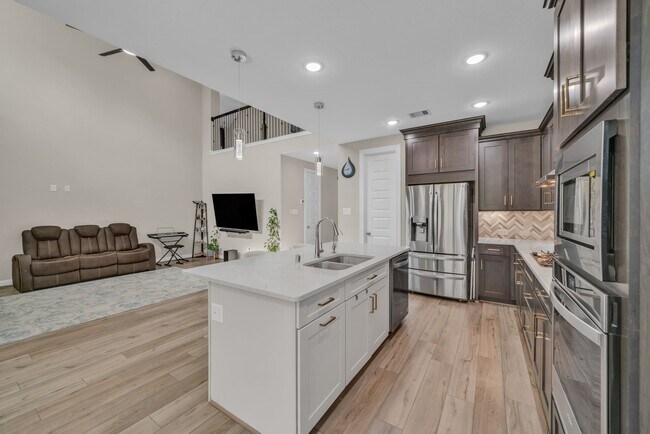 Photo - 2030 Woodland Pine Ct