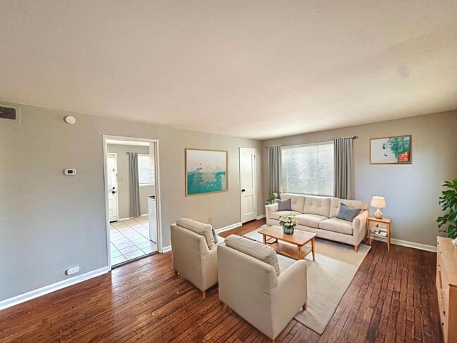 Photo - 464-464 Glen View Ct Unit 458