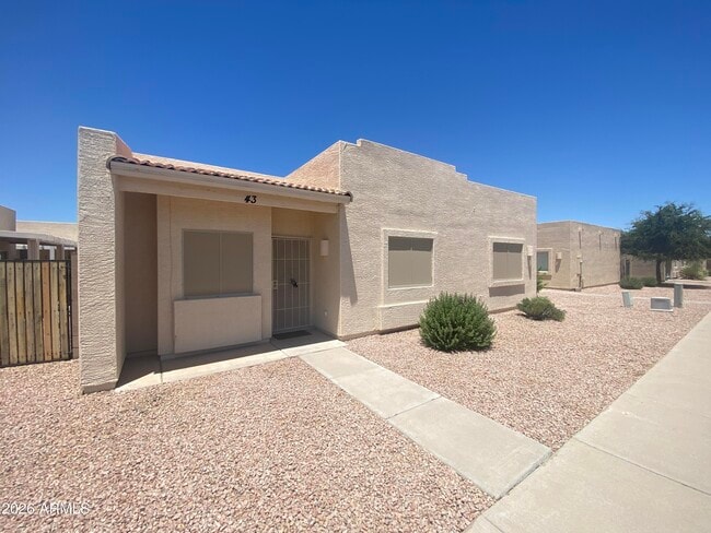 Building Photo - 2300 E Magma Rd
