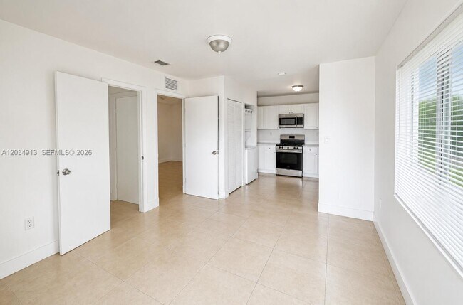 Photo - 10595 SW 171st St Unit 10595