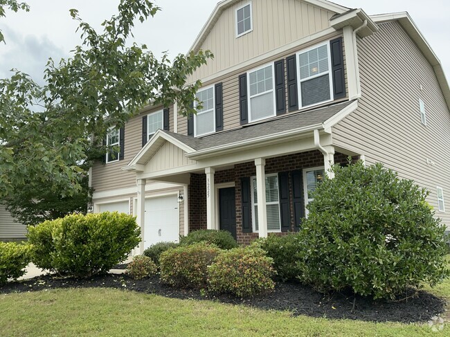 Building Photo - 3225 Saddlebrook Dr Rental