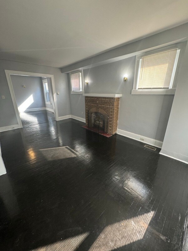 4104 Rollins Ave House House Rental in Baltimore, MD