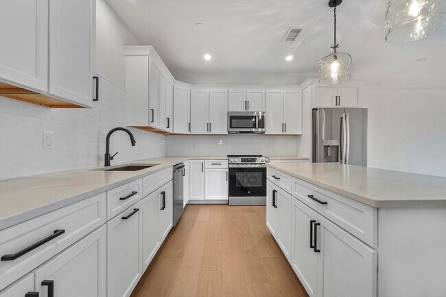 Photo - 62 Foundry St Unit 406