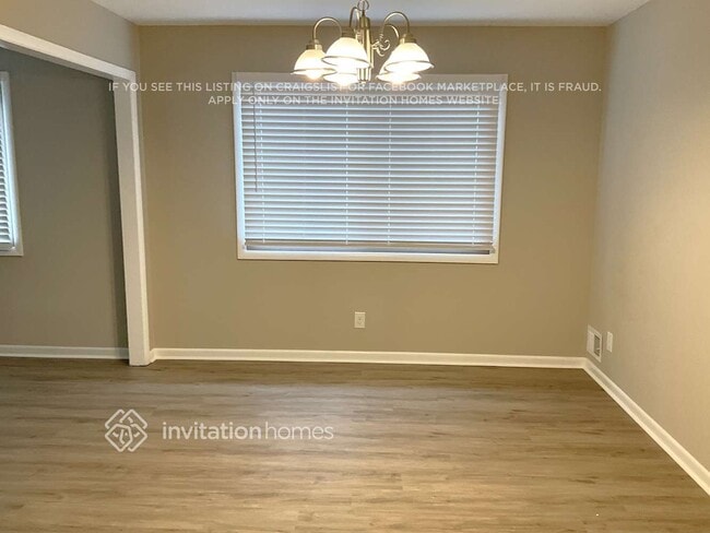 Photo - 3034 Woodrow Manor