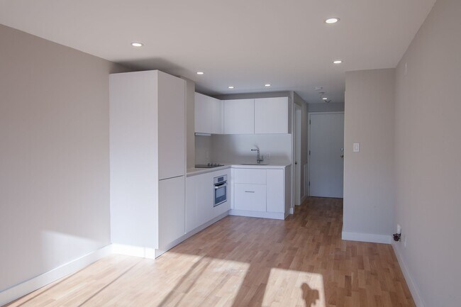 Photo - 3460 Rue Durocher Unité 307