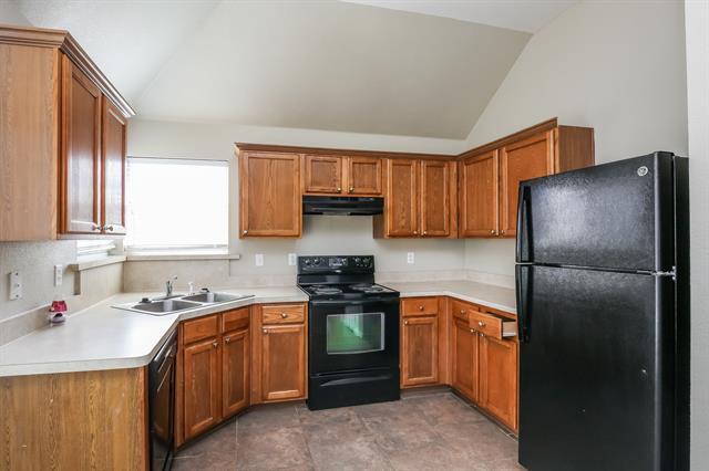 Photo - 125 Currie Ct