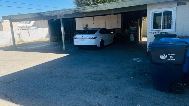 Photo - 1139 Ayala Dr