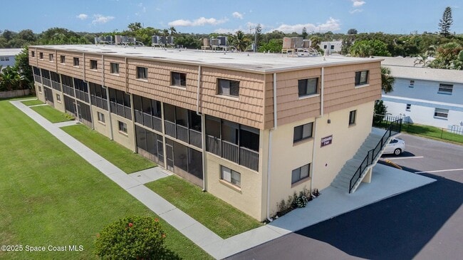 Photo - 7101 Ridgewood Ave Unit 102