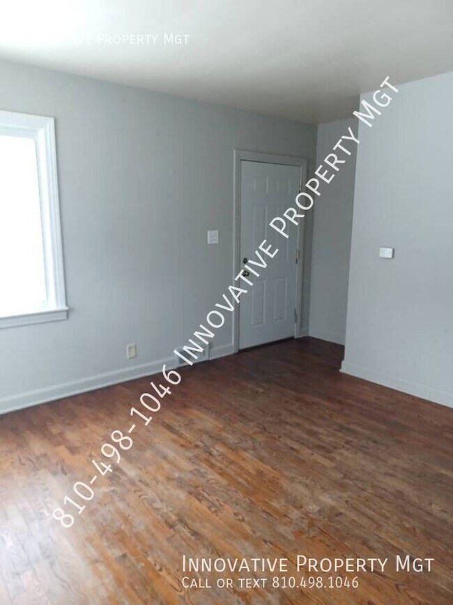 Photo - 2213 Savoy Ave