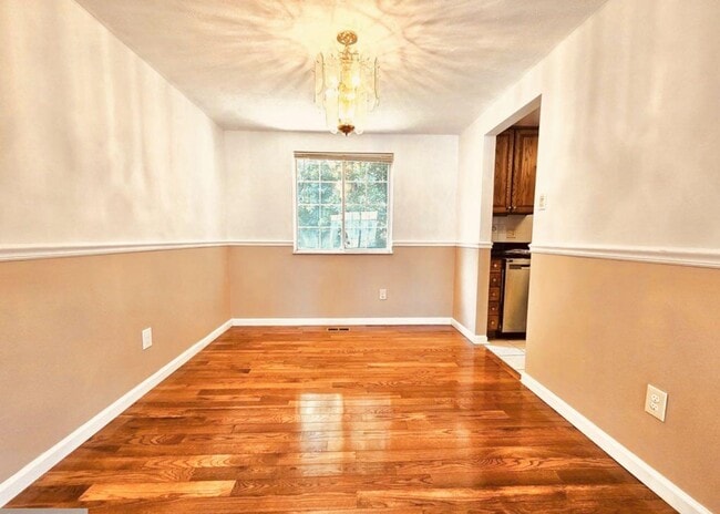 Photo - 8465 Summer Breeze Ln
