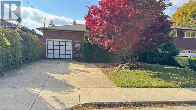Photo - 122 Rifle Range Rd