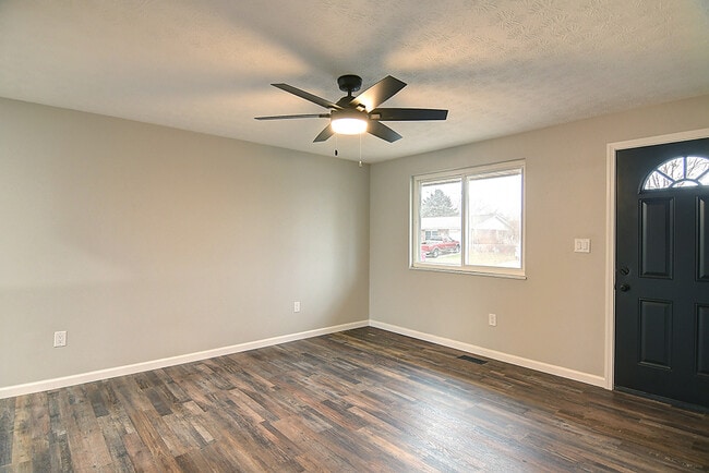 Photo - 1204 S Main St