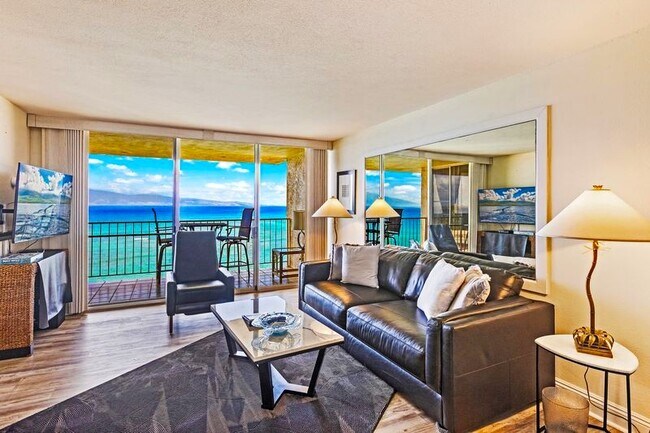 Building Photo - 4365 Lower Honoapiilani Rd Unit Ocean Spectacular