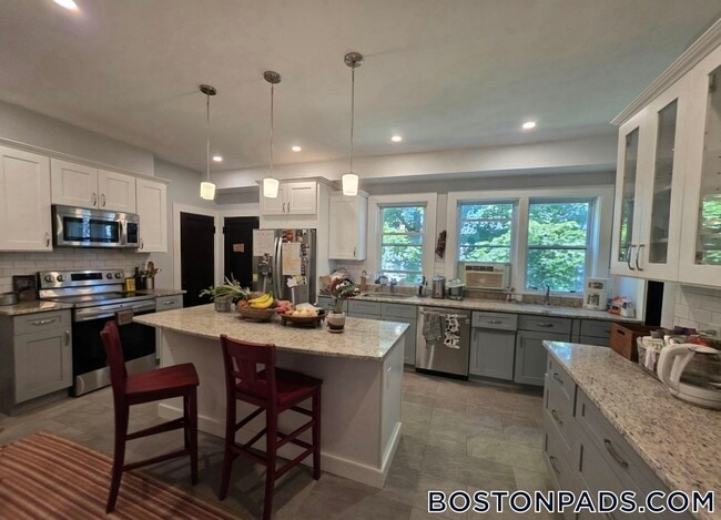 15 Bartlett Ave Unit TH