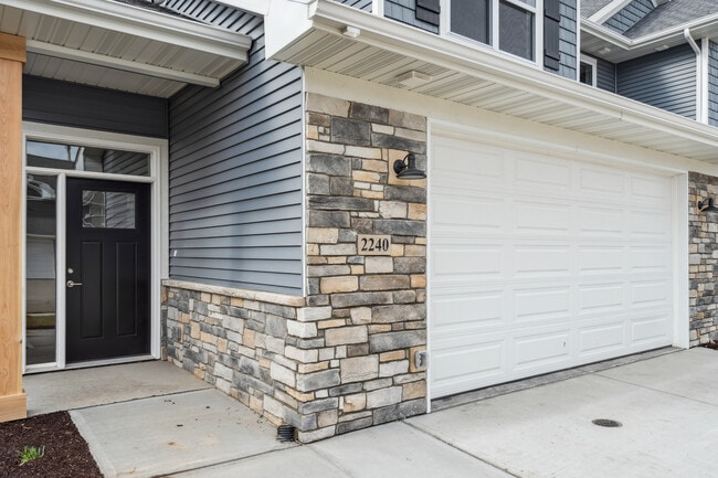 Photo - 2240 Eversull Ln