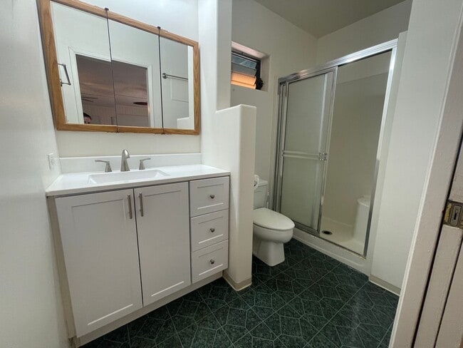 Photo - Mahinahina Studio Ohana