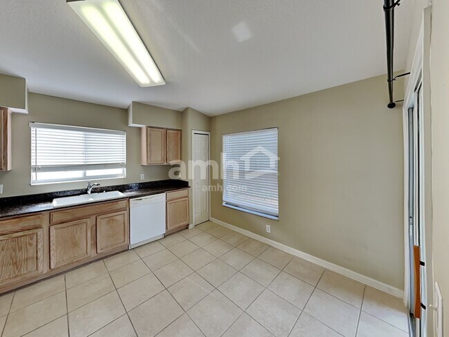 Photo - 30907 Midtown Ct