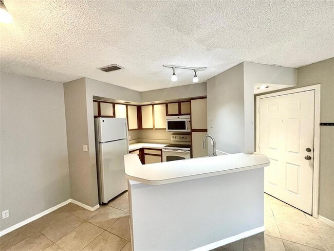 Photo - 3350 Pinewalk Dr N Unit 1413