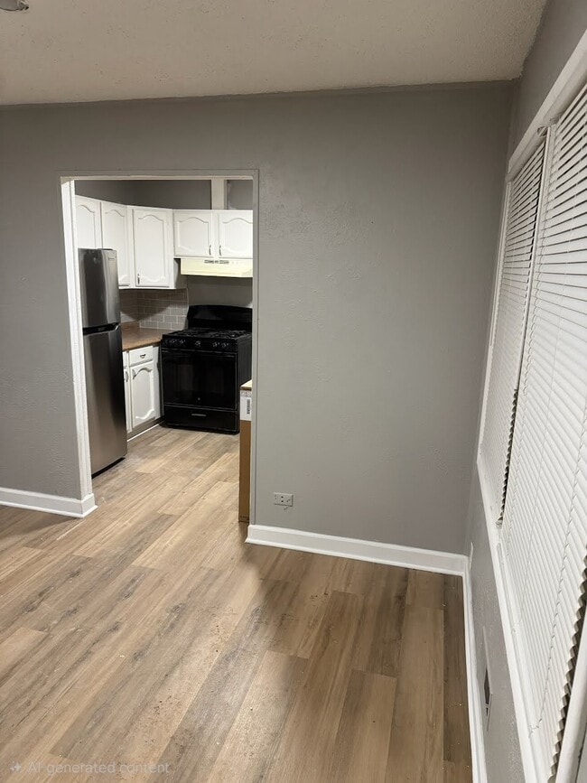 Photo - 7601 E 108th St