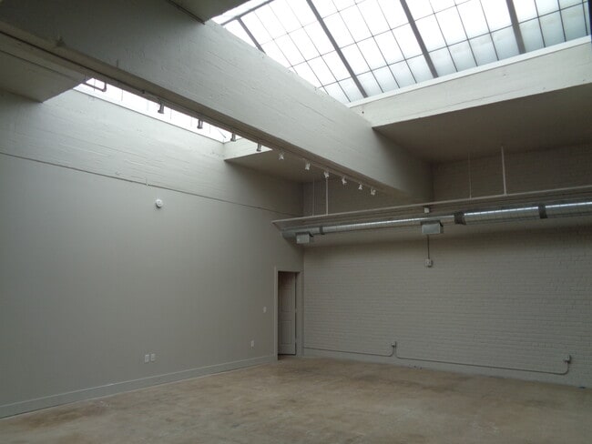 Phillips Luxury Apartments