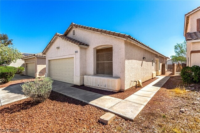 Photo - 5856 Golden Wing St