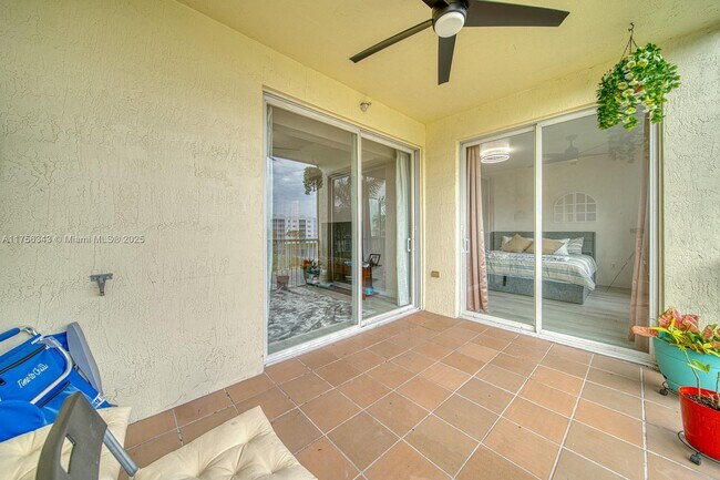 Photo - 10700 NW 66th St