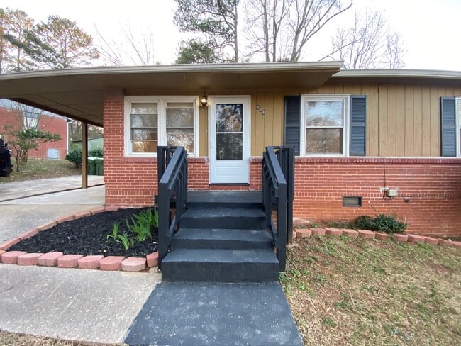 Building Photo - 934 Fairburn Rd NW