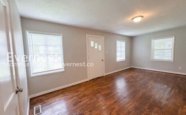 Photo - 2109 29th Ave