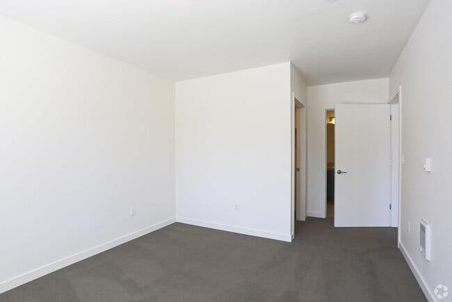 2 Bedroom - Kitchen