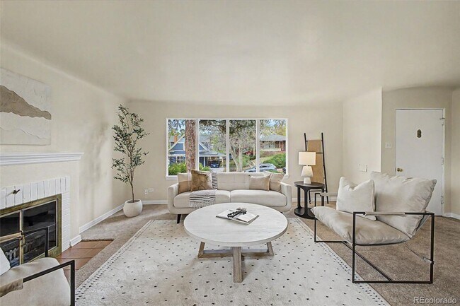 Photo - 3028-3030 N Raleigh St (Duplex) - [OPT 2 6/19/26] Unidad 3030 N Raleigh St