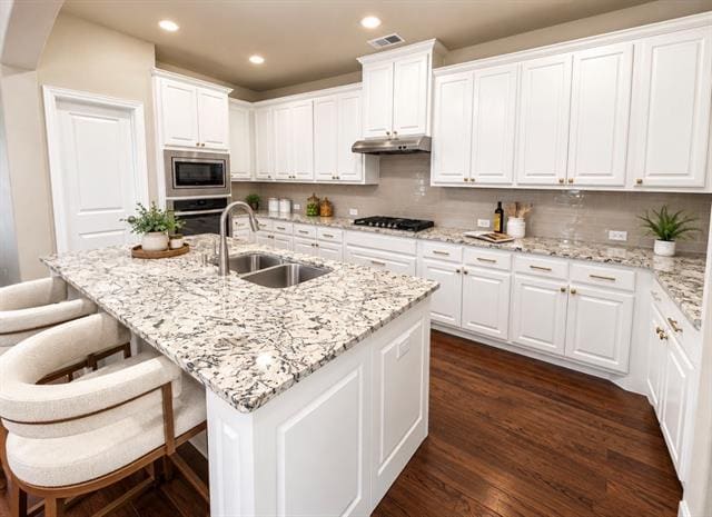 16116 Plum Ct
