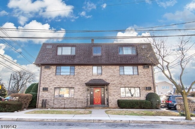 Photo - 685 Van Houten Ave