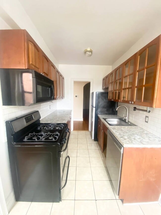 Photo - 112 Marine Ave House