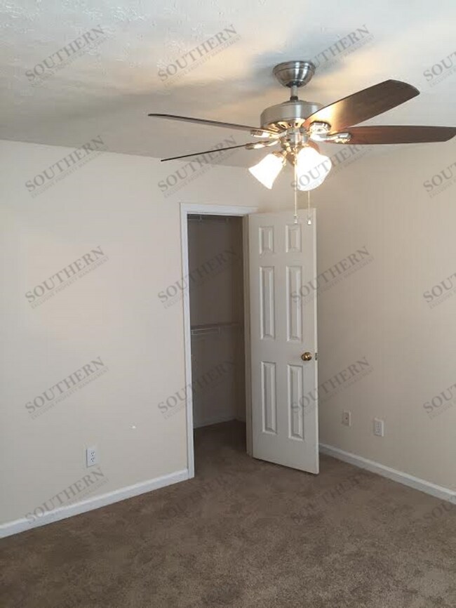 Photo - 3930 Banyan Ct Unit D