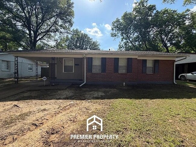 Photo - 1743 Tahiti Ln