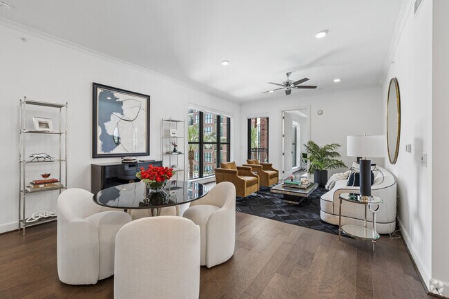 C2 2BR, 2BA - 1,275 - Living Room
