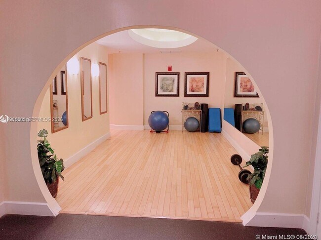 Photo - 1830 Radius Dr Unit 501