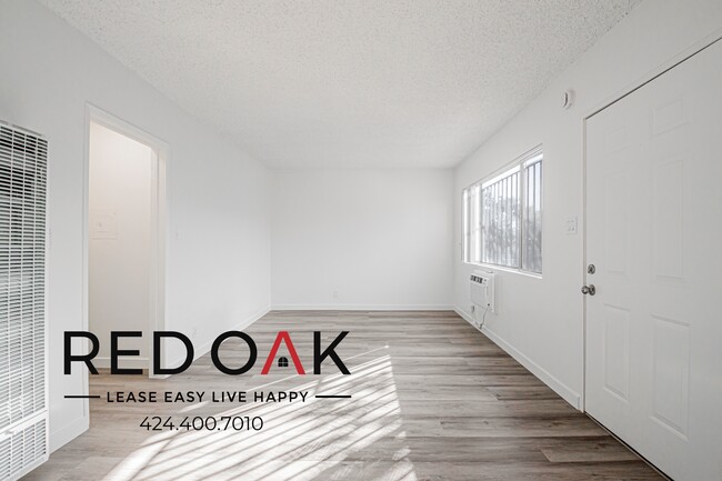 Photo - 4020 Midland St Unit 4