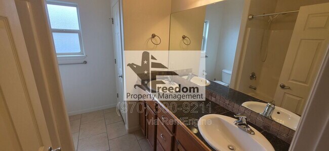 Photo - 1187 Cherrywood Ave