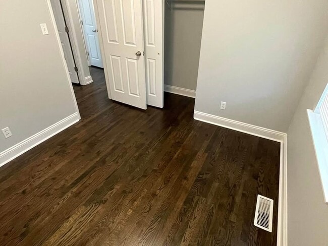 Photo - 5307 Crestside Ln