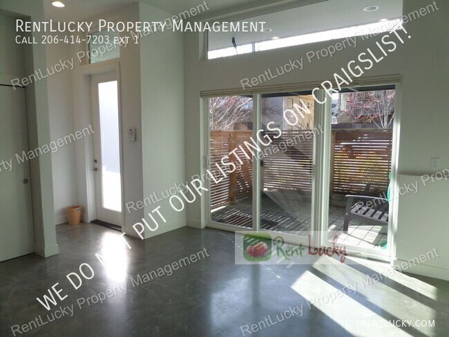 Photo - 4214 Fremont Ave N