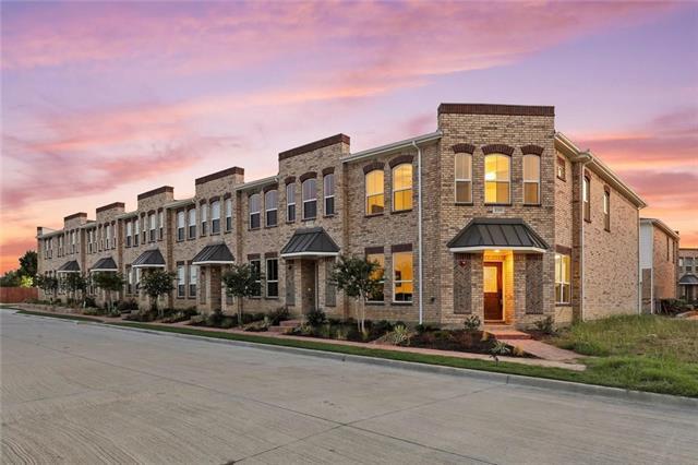 Photo - 204 Emma Dr Townhome