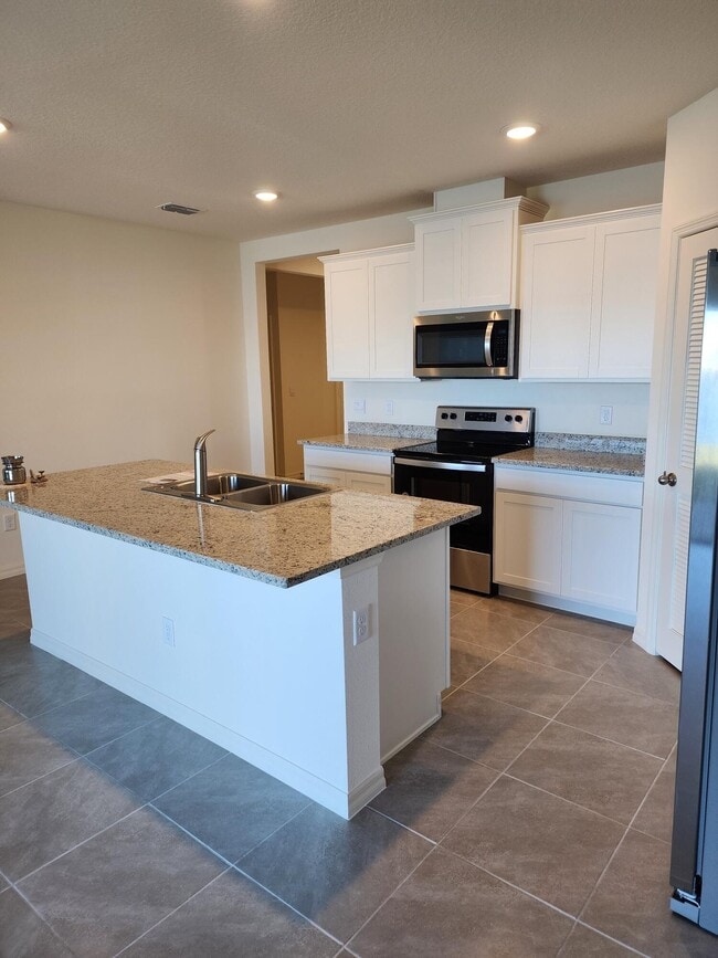 Photo - 4946 Barr St