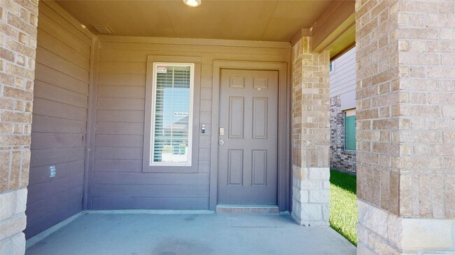 Photo - 16873 Short Pnes Dr