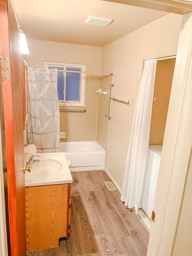 Photo - 220-224 O'Doherty Rd. Unit 220 O'Doherty Rd.