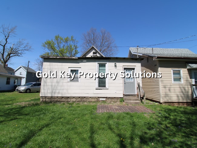 Photo - MUNCIE Cozy 2 BR 1 BA House with Main-Level Laundry (NO SECTION 8)