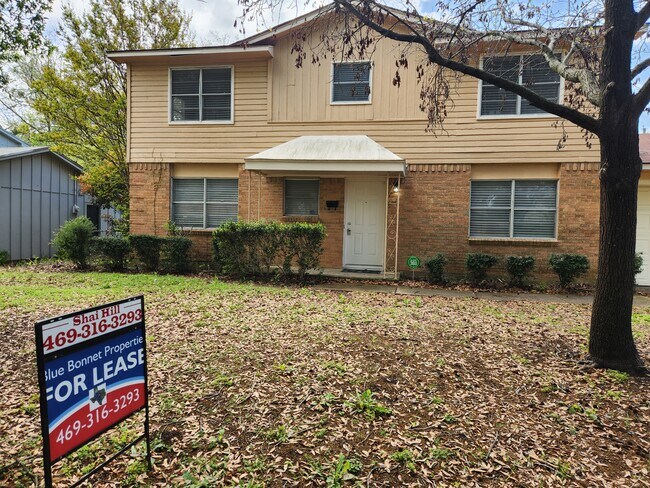 Photo - 528 Shadyway Dr