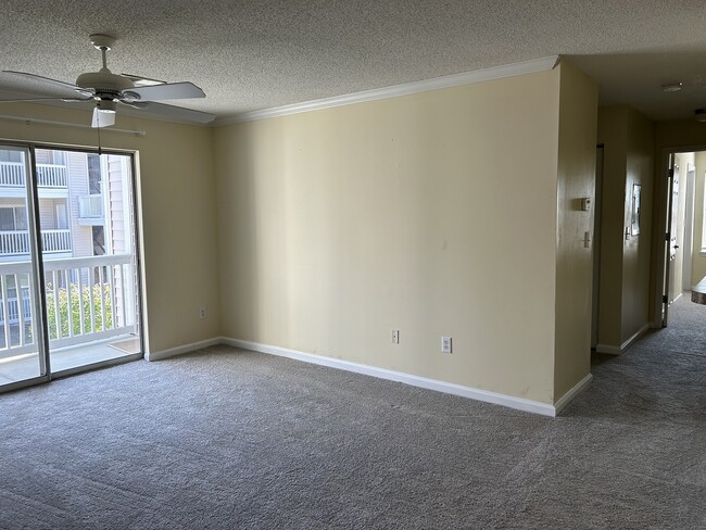 Photo - 3741 Block House Way