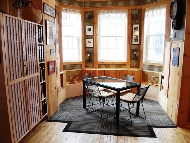 Dining Area - ground level - 241 Cumberland Ave Unit Sunny Furnished Downtown